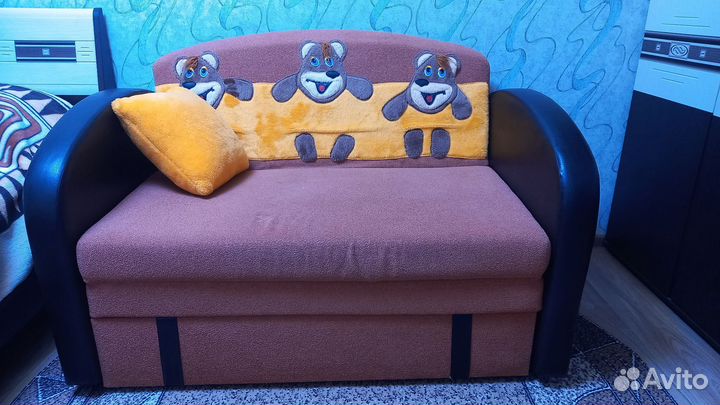 Диван б/у