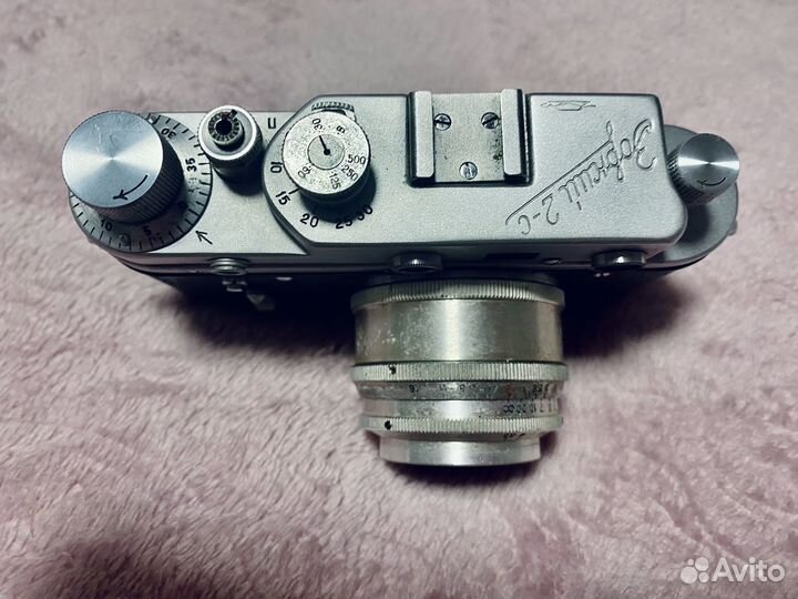 Плёночный фотоаппарат «Зоркий-2С» со вспышкой