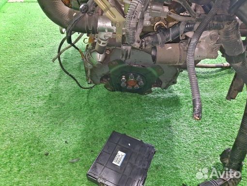 Двигатель в сборе двс mitsubishi grandis NA4W 4G69