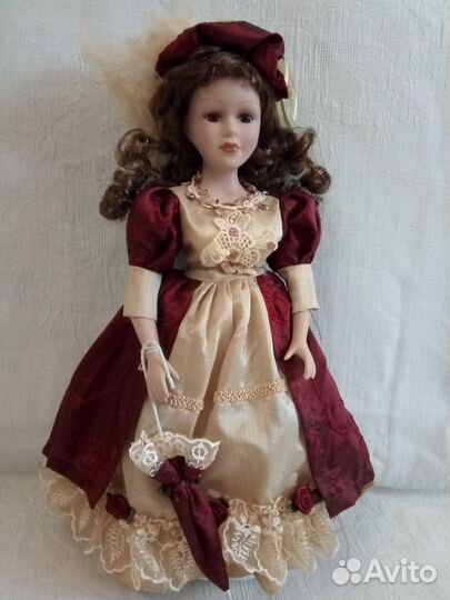 Кукла фарфоровая коллекционная