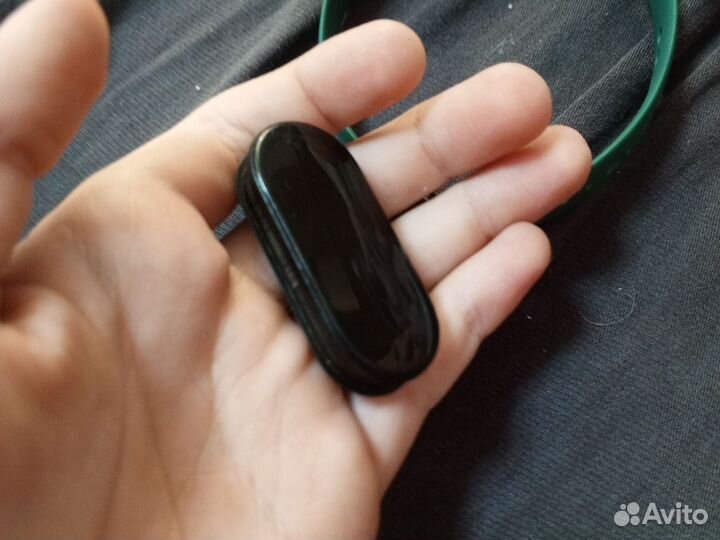 Часы xiaomi SMART band 7 не рабочий дисплей