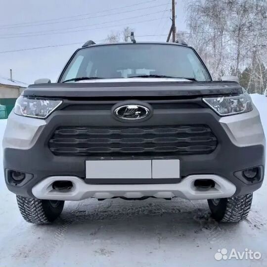 Зимняя заглушка радиатора подойдет только Niva Tra