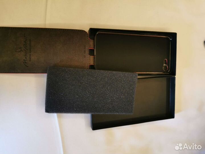 Чехол на iPhone 7