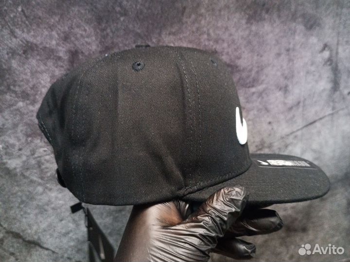 Бейсболка Снепбек Nike black