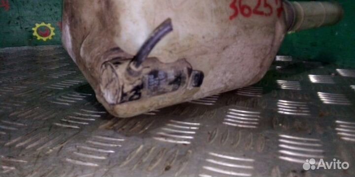 Бачок омывателя Hyundai Sonata 3 седан G4CP