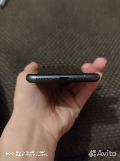 Телефон iPhone 8 256