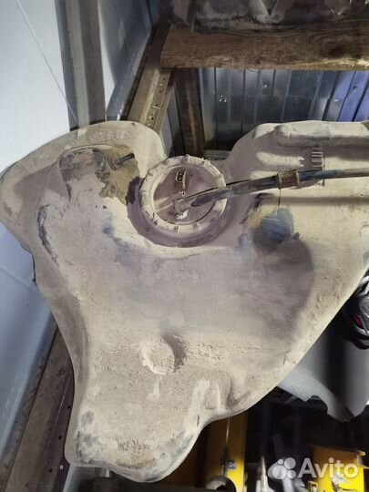 Бак топливный BMW E36 16111182501