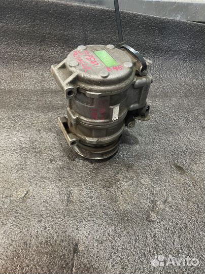 Компрессор кондиционера BMW3 E36 8390646