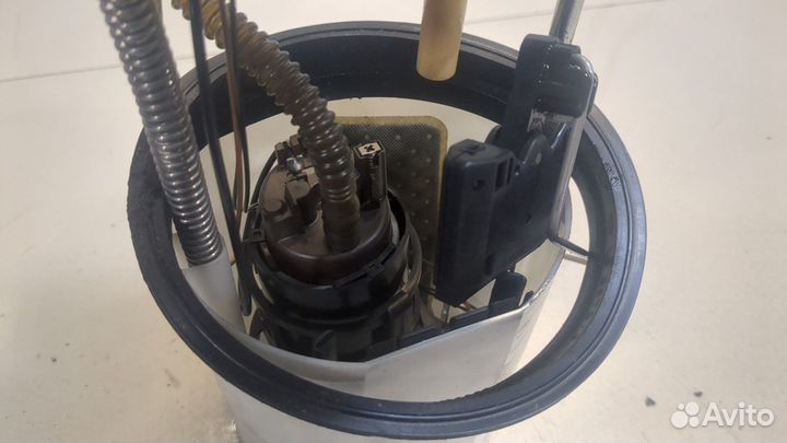 Насос топливный электрический Volkswagen Touran