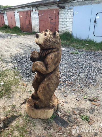 Медведь из дерева