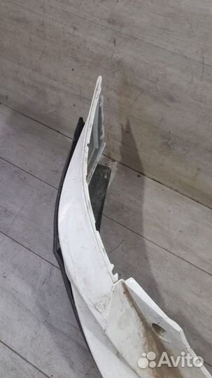 Бампер задний под парктроники Toyota Rav4 Ca40 С