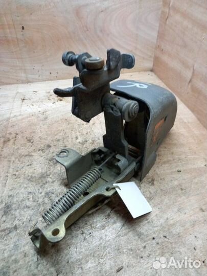 Ролик раздвижной двери Mitsubishi Rvr N23W 4G63