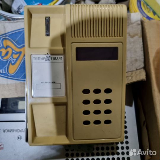 Телефон телур