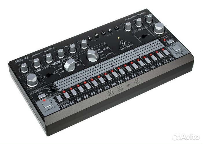 Behringer RD-6-BK синтезатор новый