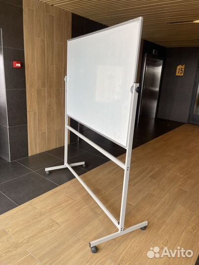 Магнитно маркерная доска