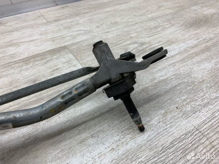 Трапеция дворников с двигателем Audi A6 универсал