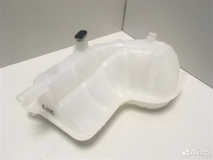 Бачок расширительный Volkswagen Vw Passat B5