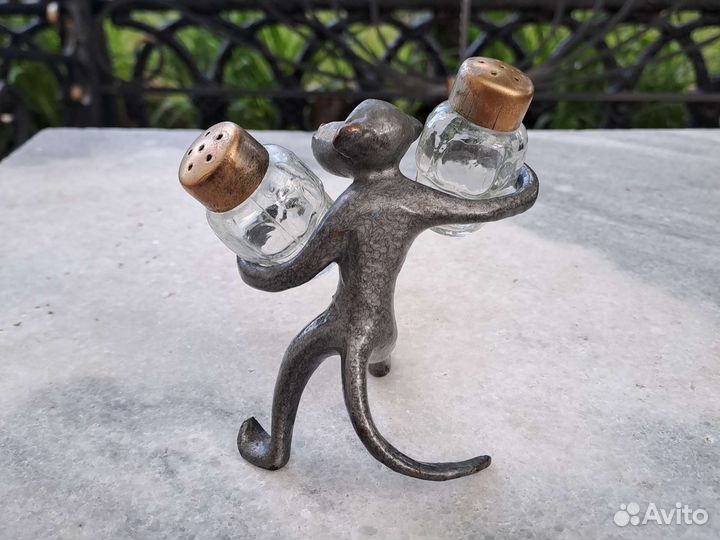 Обезьяна чугунная настольная соль- перец