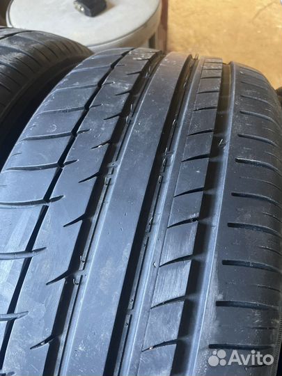 Triangle Sports TH201 215/55 R16 97