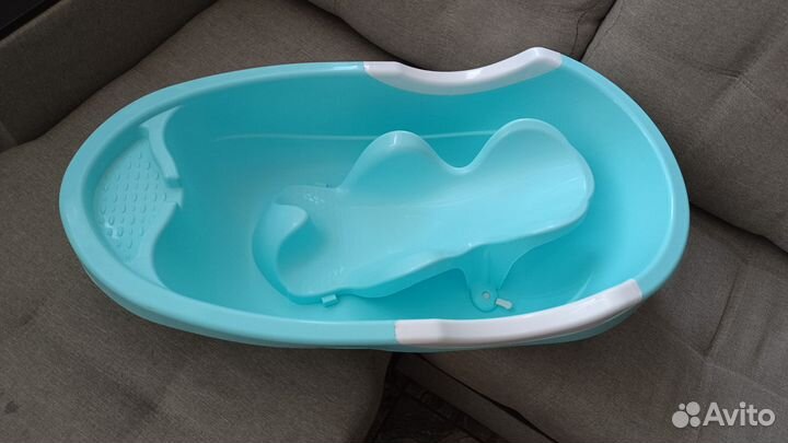 Ванночка для купания с горкой