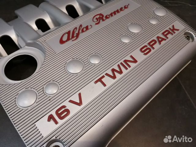 Декоративная крышка двигателя Alfa Romeo 156