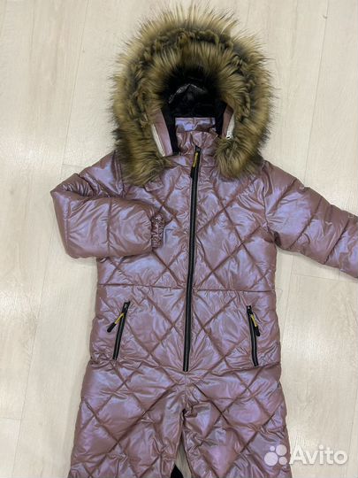 Зимний комбинезон для девочки