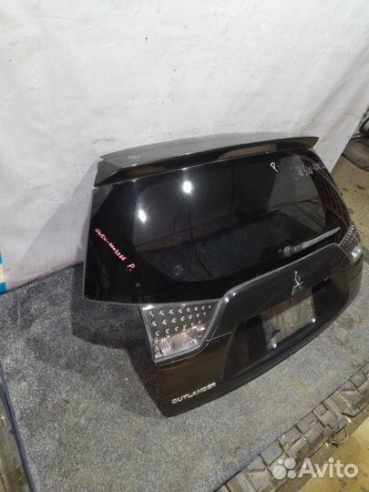 Крышка багажника Mitsubishi Outlander CW5W 2.4