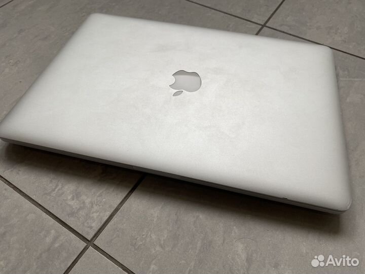 Apple MacBook Pro