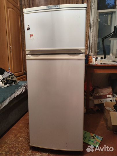 Холодильник бу маленький 1117х580х470