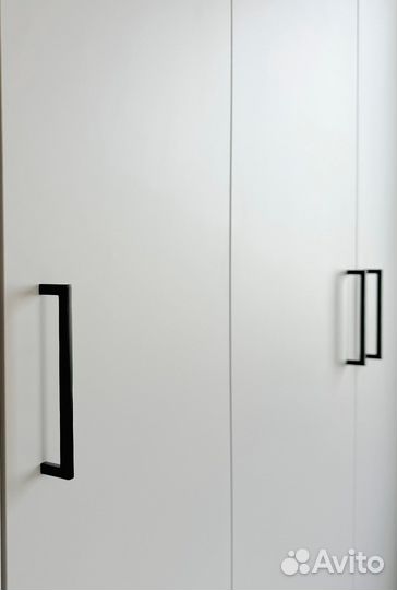 Распашной шкаф на заказ. Фабрика