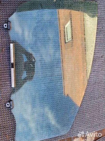 Стекло двери vitz 90