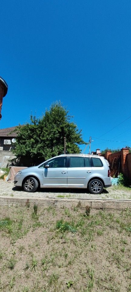 Volkswagen Touran: фото владельца