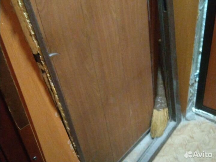 Дверь входная металлическая