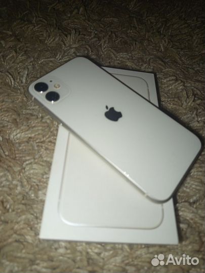 iPhone 11, 128 ГБ