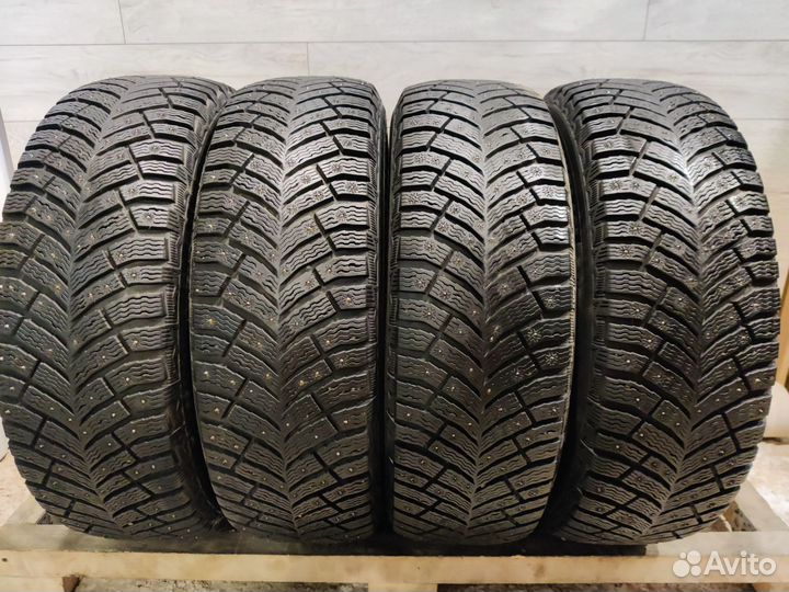 Michelin X-Ice North 4 215/65 R16 102T