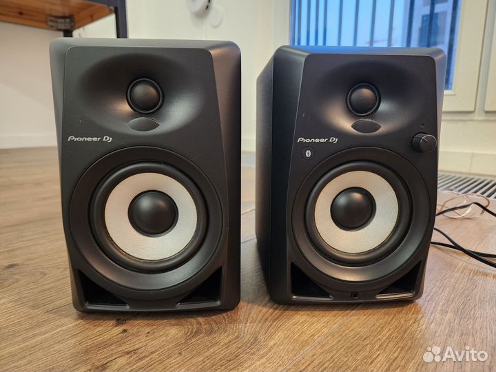 Колонки Pioner DM-40BT