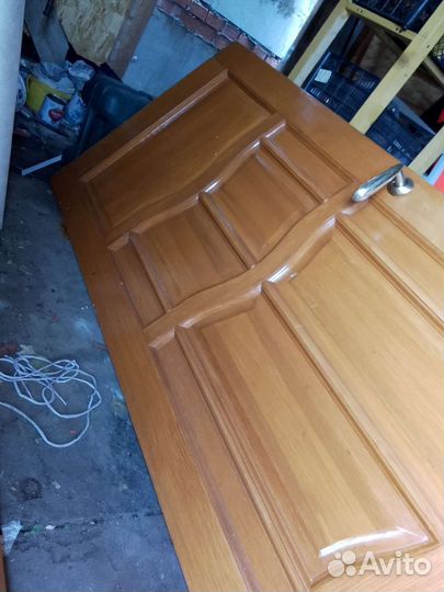 Деревянная дверь межкомнатная