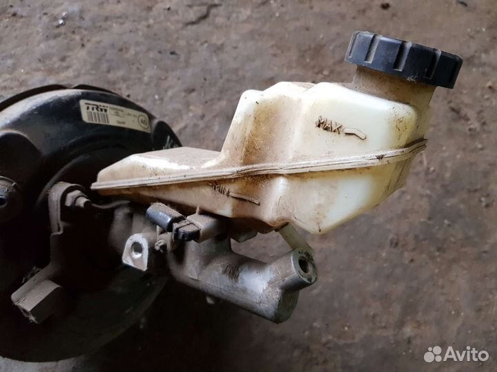 Главный тормозной цилиндр Тойота королла 120