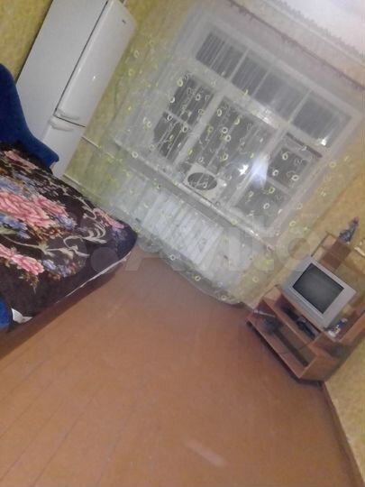 Комната 22 м² в 4-к., 2/4 эт.