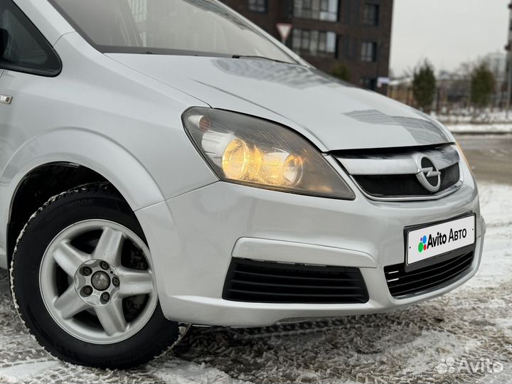 Opel Zafira 1.8 МТ, 2012, 165 740 км