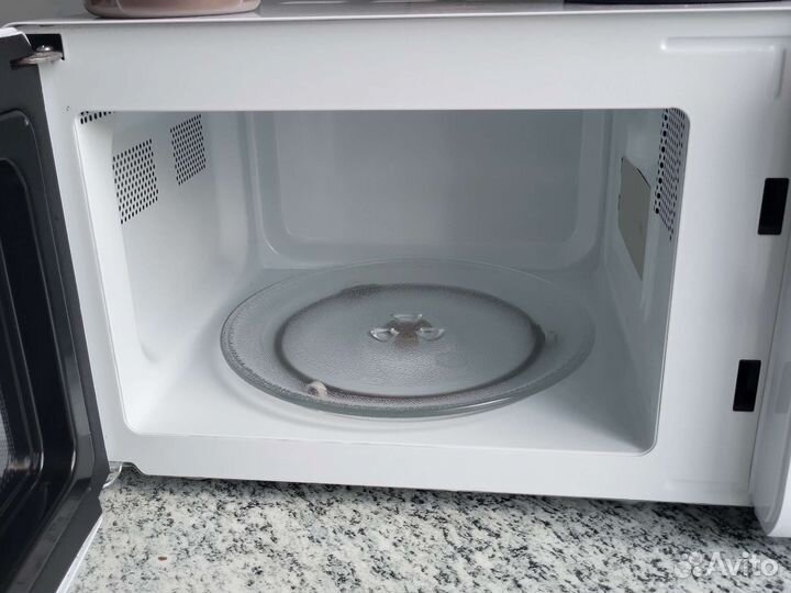 Микроволновая печь