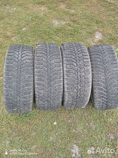Bridgestone Blizzak Spike-01 185/55 R15