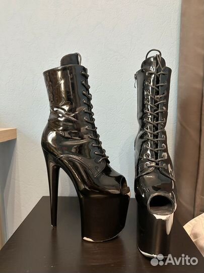 Стрипы ботильоны тройки 38