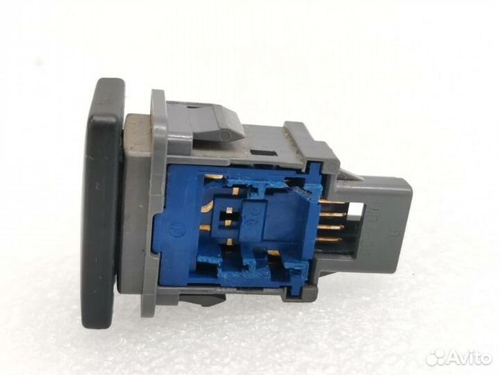 Кнопка Toyota Rav4 CA40 2.2 2adfhv 2018