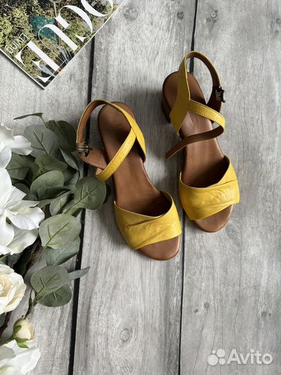 Туфли Lavanta кожа желтые