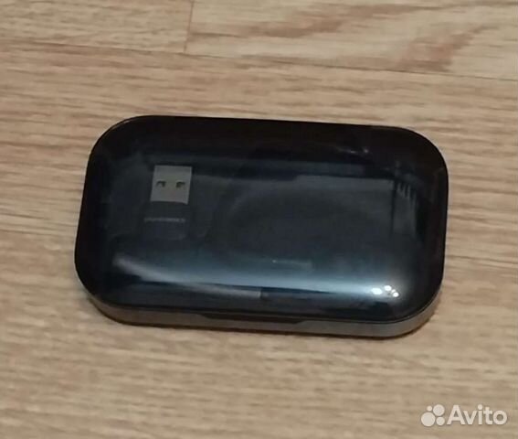 Bluetooth гарнитура plantronics voyager legend