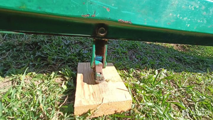 Капот на УАЗ 469 б/у