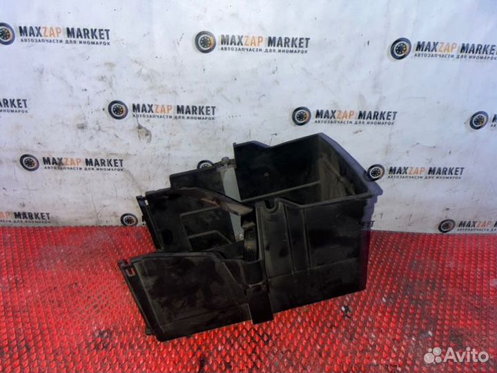 Крепление акб (корпус/подставка) Ford Focus 2 2007