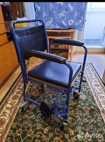 Кресло для ухода за больными