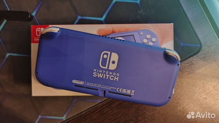 Nintendo switch lite чипованая